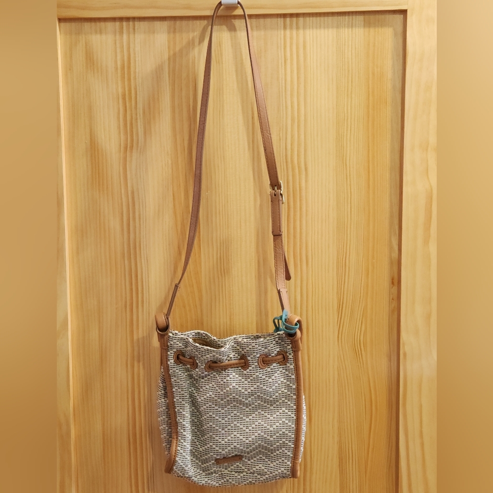 Fossil Claire Mini Drawstring Bag, NWOT - Picture 2 of 10